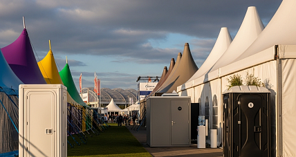 Toalety Przenośne Na Targach ...