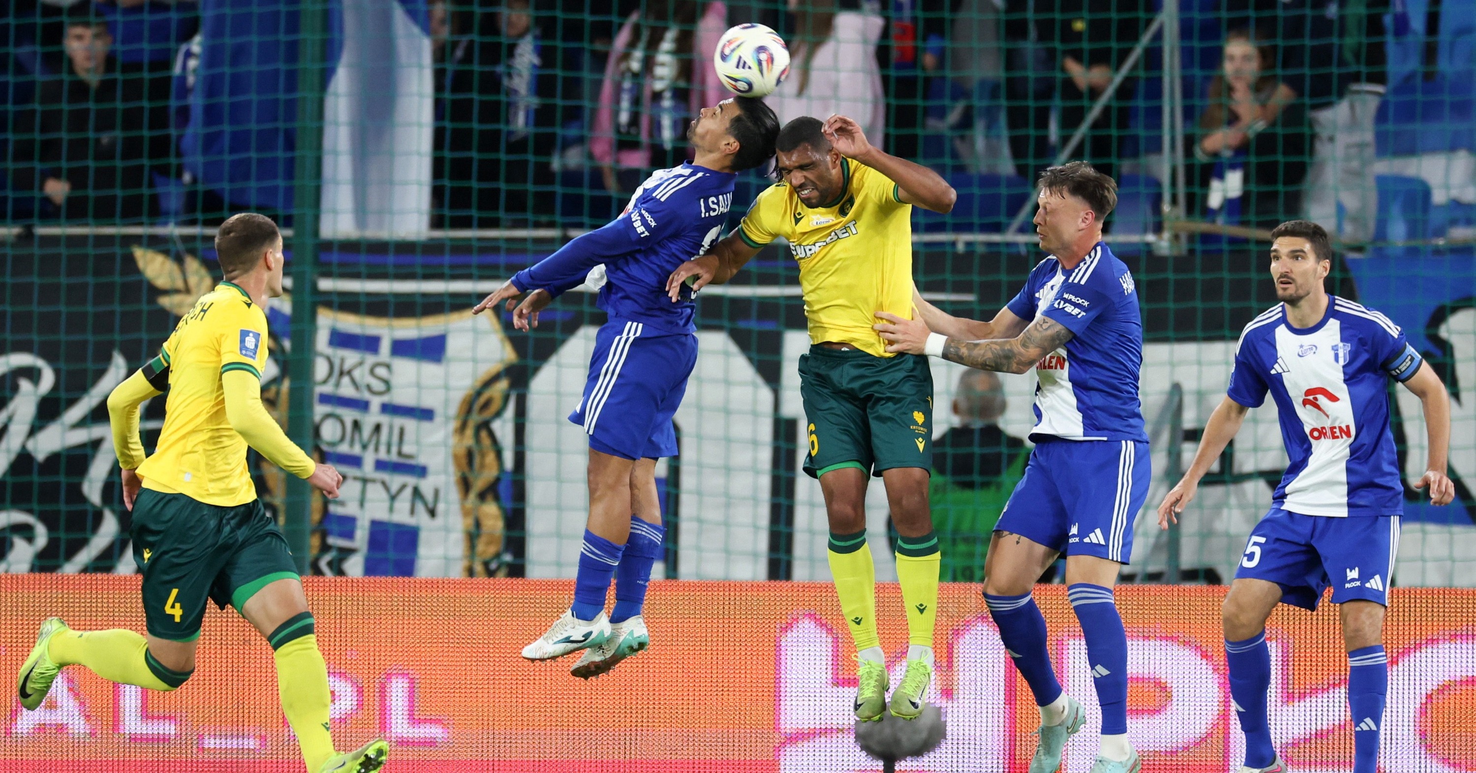 Nafciarze dzielą się punktami z GKS-em