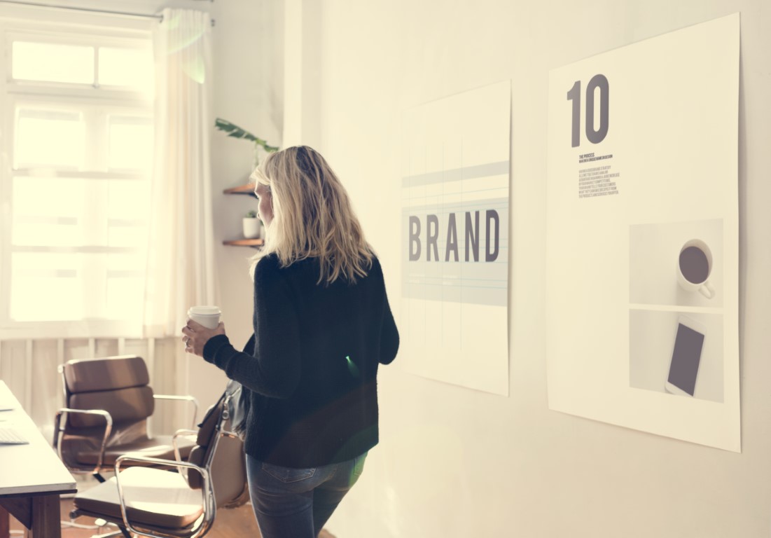 Jak optymalnie zaplanować budżet na reklamę zewnętrzną dla małej firmy?