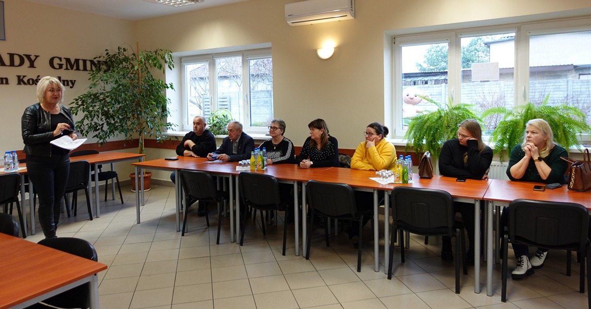 Podatki, inwestycje, nowe prawo. Spotkanie z sołtysami w Szczawinie Kościelnym [ZDJĘCIA]