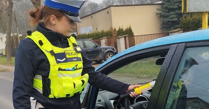 Blisko 2 promile za kierownicą. 29-latek stracił prawo jazdy i auto