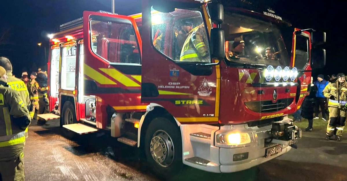 Nowoczesny wóz dla strażaków. OSP Helenów Słupski wzmacnia flotę [ZDJĘCIA]