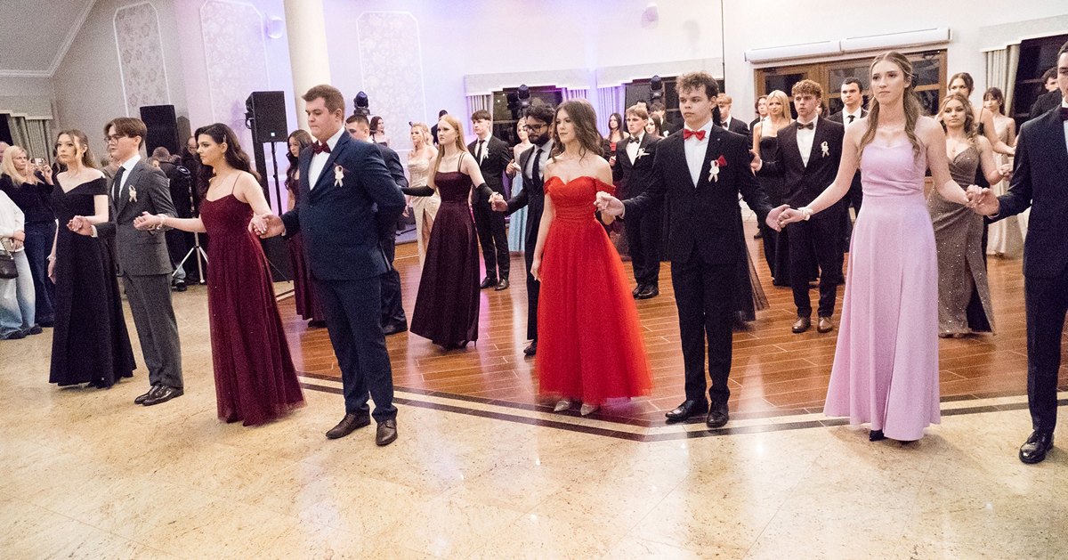 Studniówka LO Gostynin 2026 [ZDJĘCIA]
