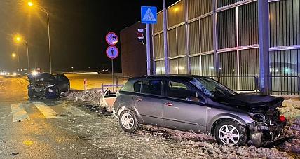 Chwila Nieuwagi Na Skrzyżowaniu. ...