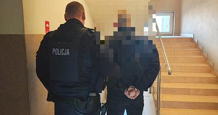 Wpadł Ze Złomem, A W Lodówce Mi...