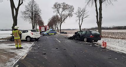 Zderzenie Trzech Samochodów ...