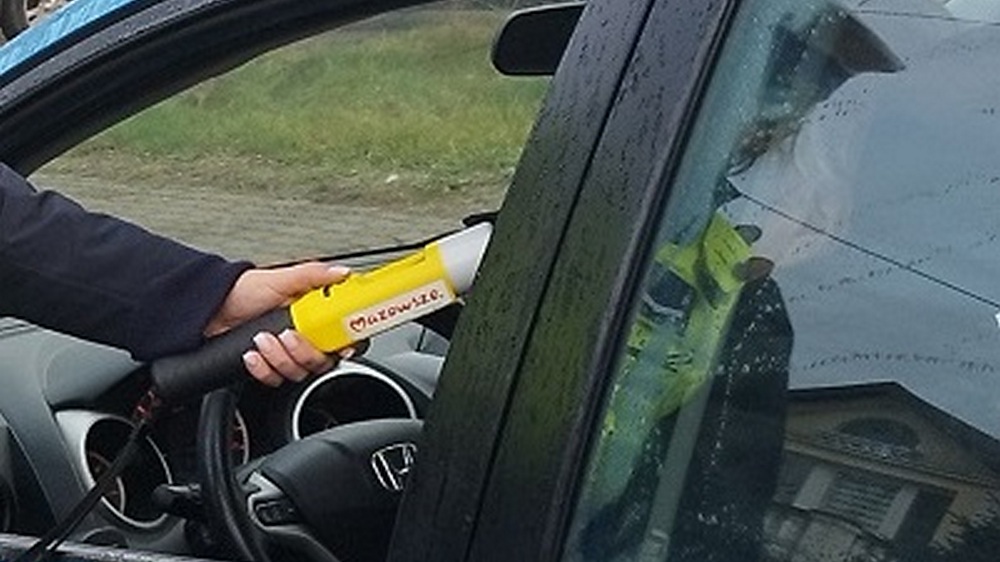 Zatrzymana pod Gostyninem. Prawie pół promila, brak badań technicznych i... dziecko na siedzeniu