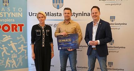 13 Projektów, Masa Emocji. ...