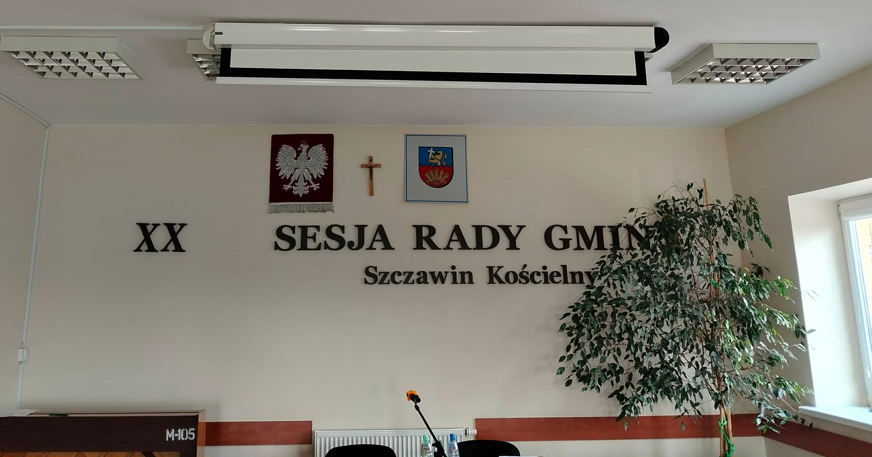 Sesja w Szczawinie. Nowe stawki za odpady i wsparcie dla seniorów