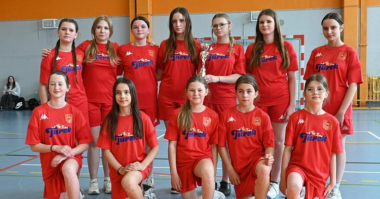 Dziewczęta z SP Pacyna Mistrzyniami Powiatu w koszykówce [ZDJĘCIA+WYNIKI]