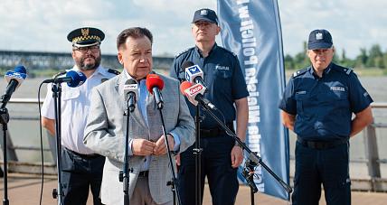 Władze Mazowsza I Służby Ap...