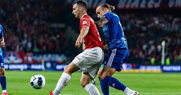 Zacięty bój w Krakowie dla gospodarzy