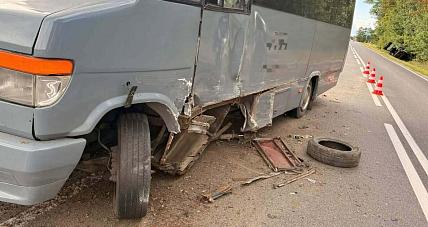 Porzucił Auto W Rowie I Rzucił S...