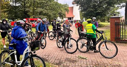 Cykliści Przejechali Przez ...