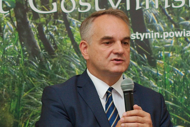 Waldemar Pawlak promuje odnawialne źródła energii