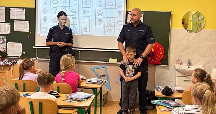 Pierwszoklasiści Z Sp3 Poznali ...