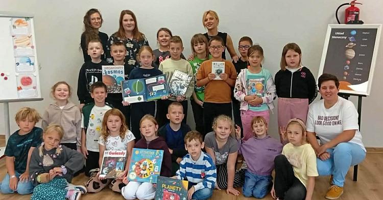 Kosmiczna lekcja w bibliotece [ZDJĘCIA]