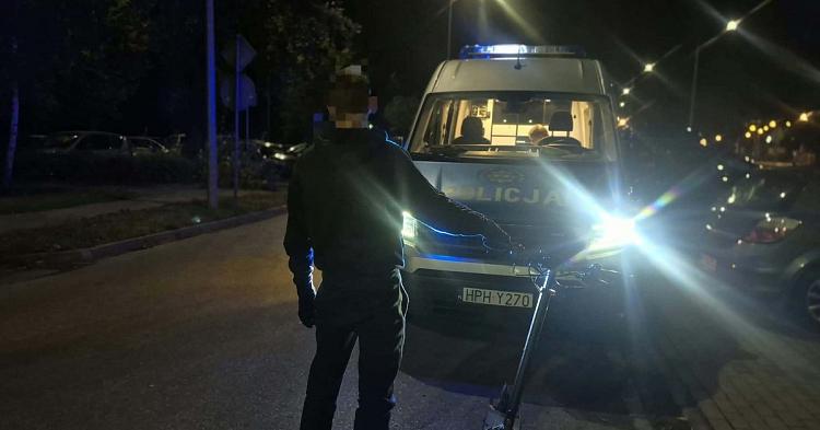 Jechał hulajnogą bez uprawnień. Mandat dostała jego matka