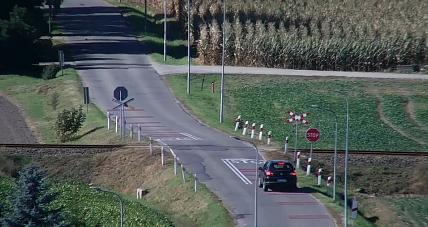 Policyjny Dron Nad Przejazdem....