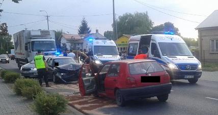 Czołowe Zderzenie Na Ul. ...