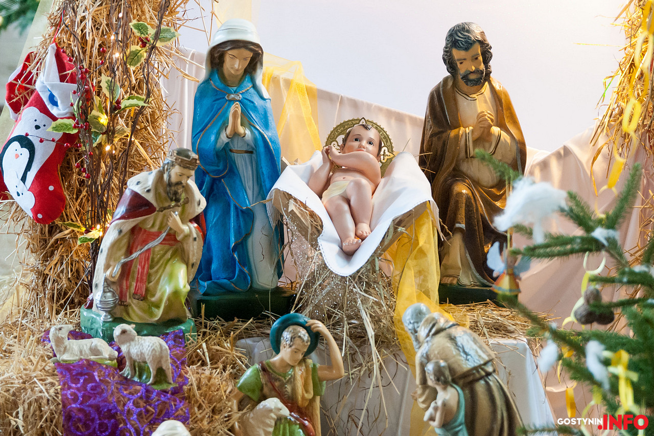 Szopki bożonarodzeniowe ubogaciły gostynińskie świątynie
