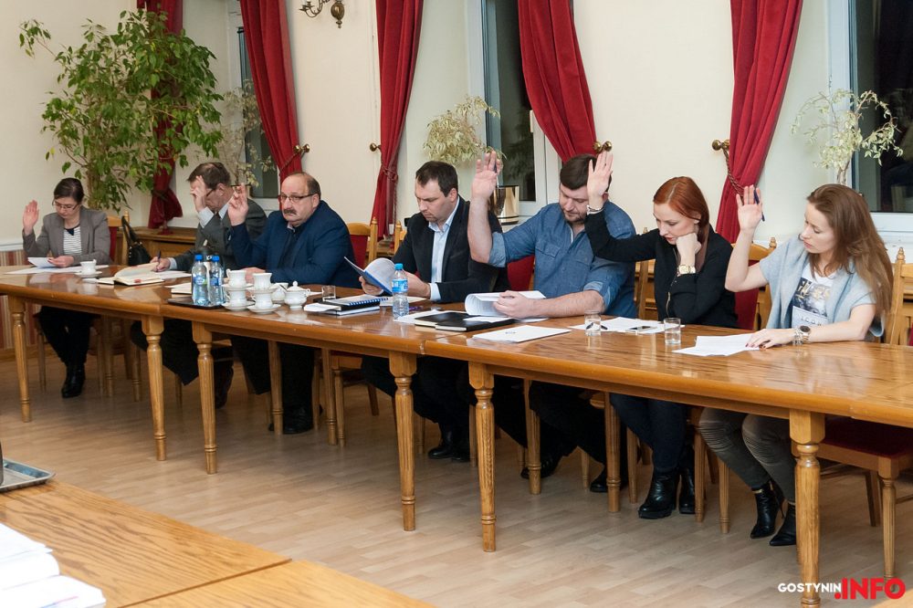 Temat Podwyżek Opłat Za W...