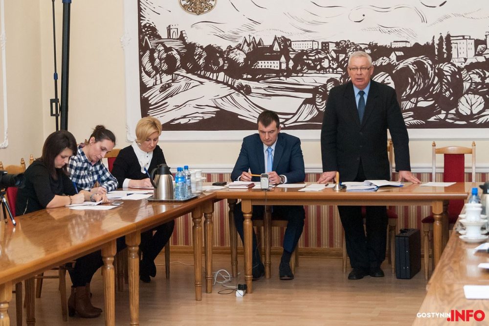 Xxviii Sesja Rady Miejskiej...