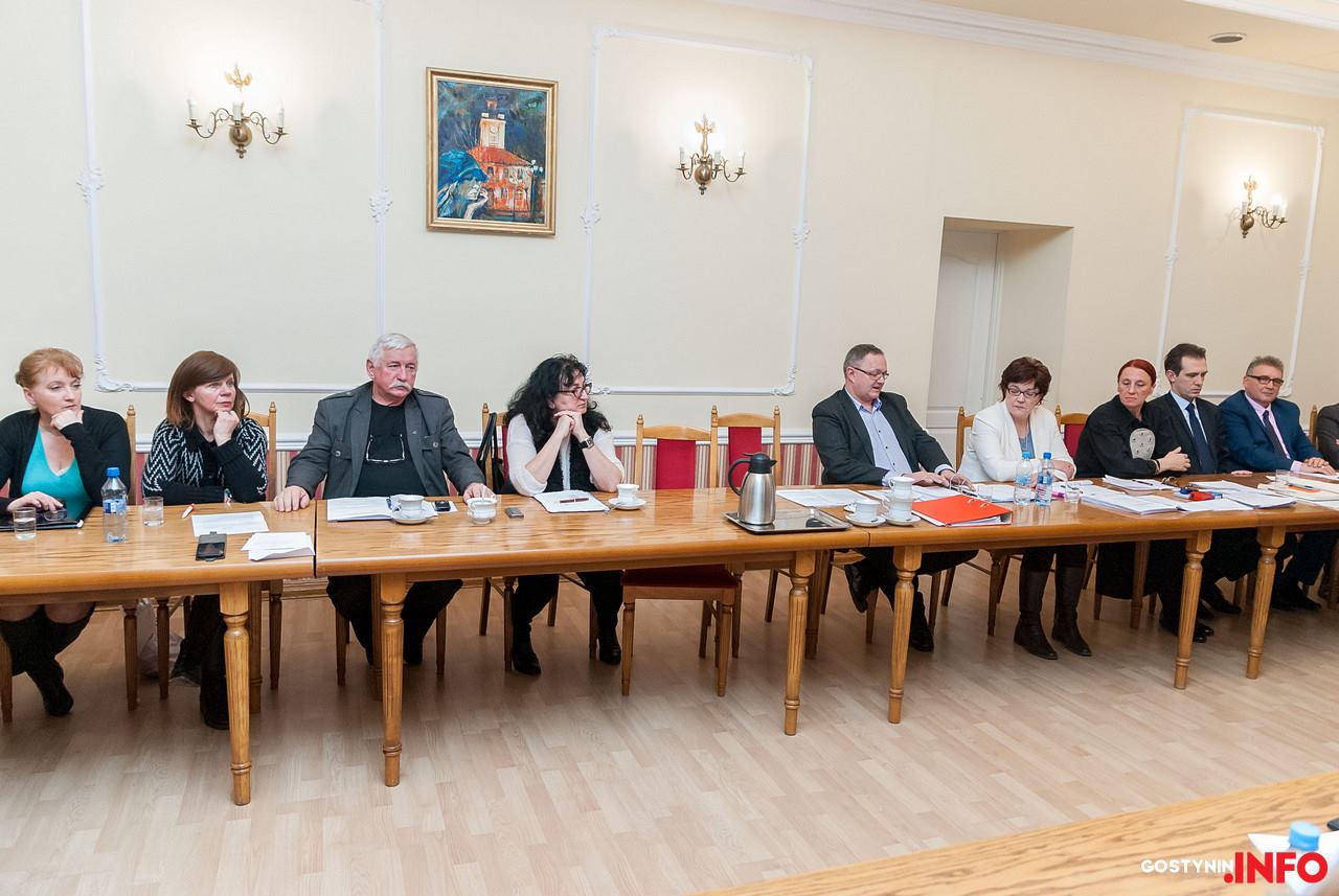 Piotr Śladowski nie zjawił się na posiedzeniach komisji. Radni oburzeni na prezesa MPK