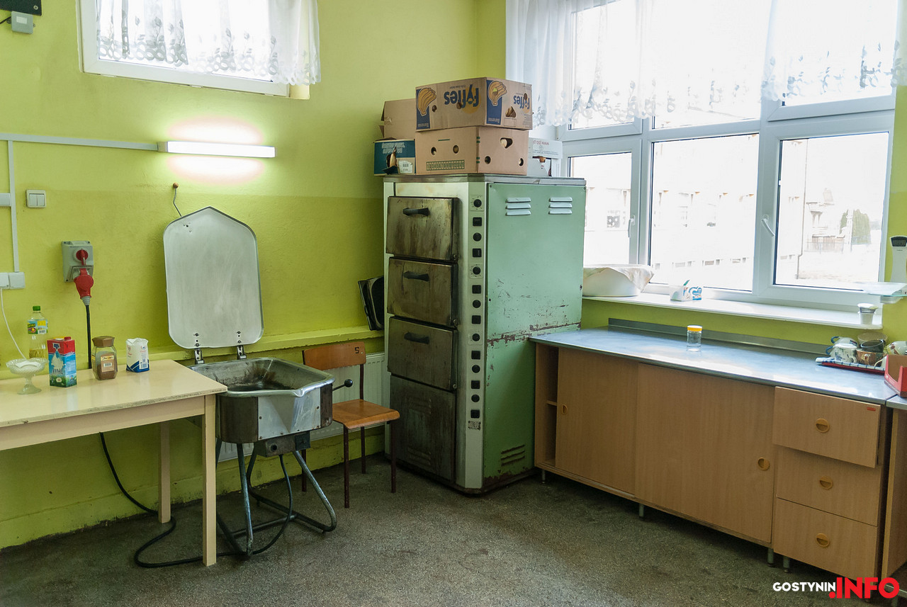 Radni IdG zabezpieczyli 100 000 zł na remont kuchni i stołówki w SP nr 3