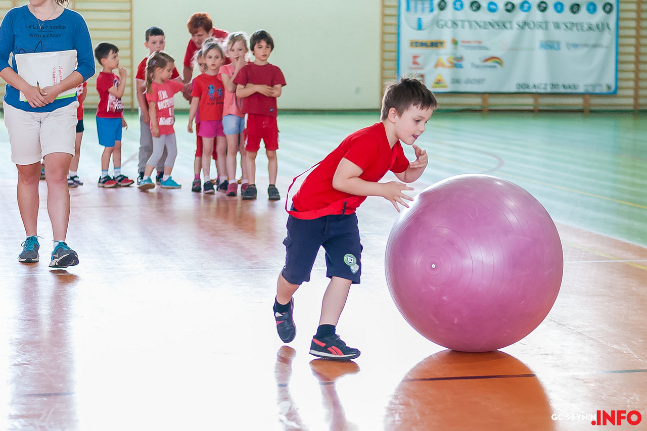 Przedszkolaki rywalizowały o tytuł króla sportu
