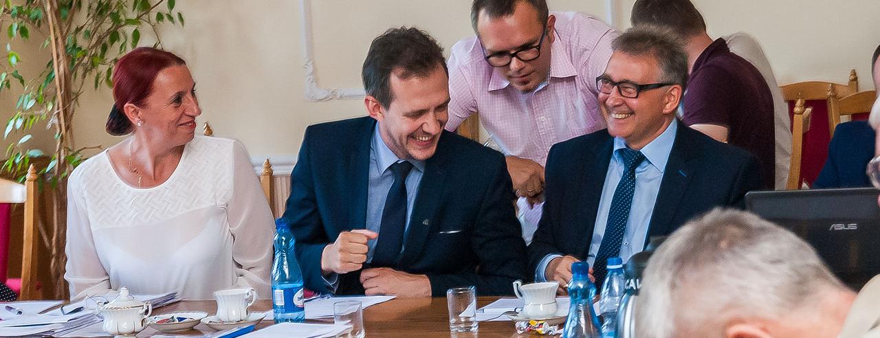 Radni miejscy udzielili absolutorium Burmistrzowi