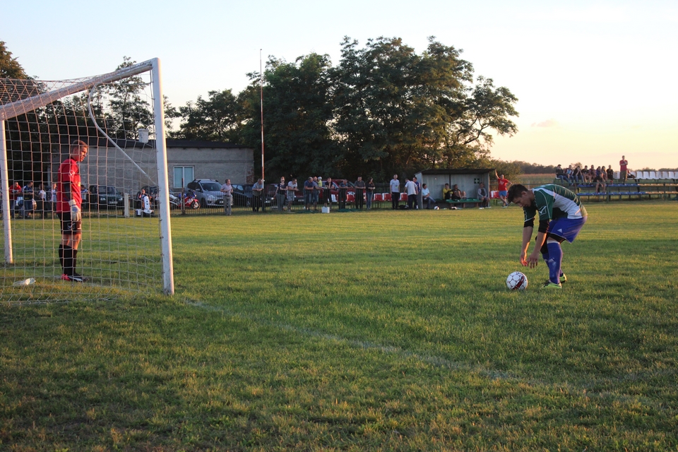 Mazur w karnych wygrywa mecz pucharowy