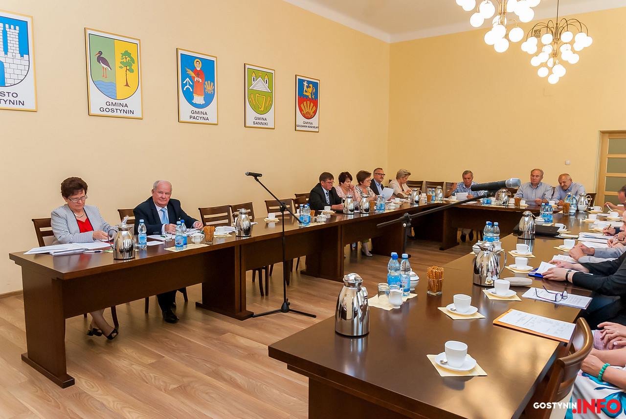 10 tysięcy na nowego pracownika w Starostwie