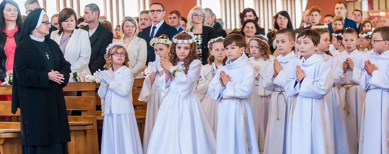 Terminy komunii w diecezji płockiej powrócą do drugiej i czwartej klasy