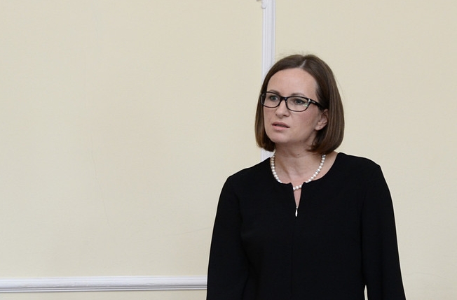 Szkoły nie dostaną setek tysięcy złotych z dotacji. Burmistrz może teraz tylko przeprosić [VIDEO]