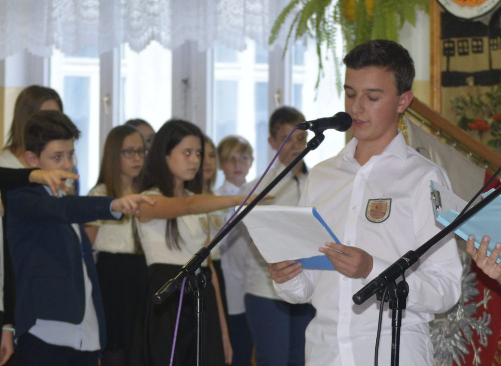 ślubowanie Uczniów Klas P...
