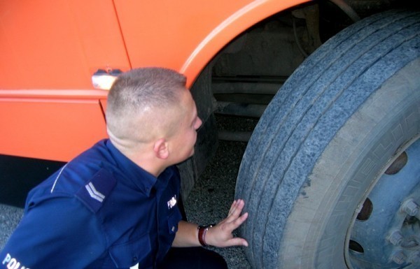 Policjanci kontrolowali przewoźników. Jakie uchybienia znaleźli?