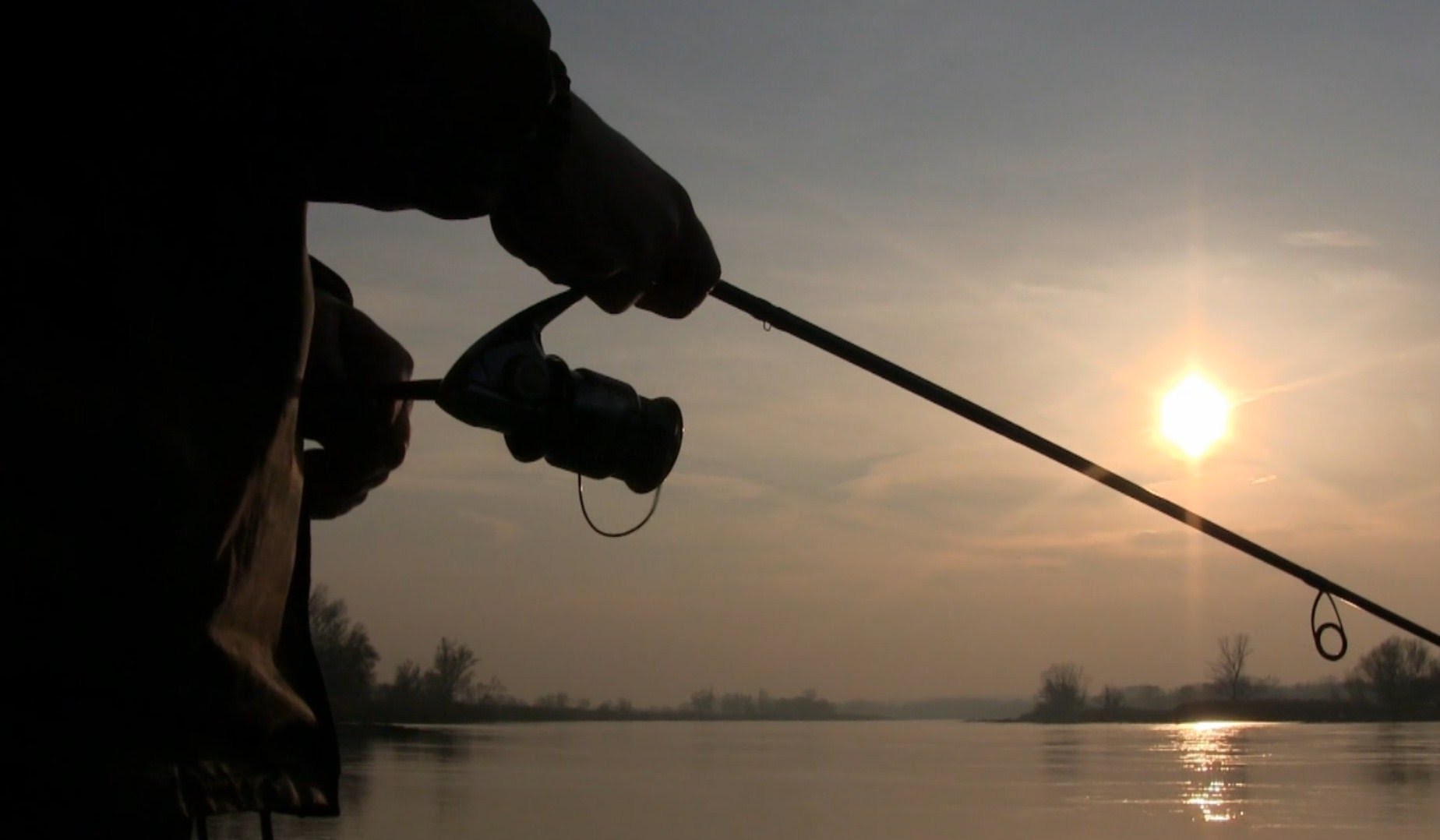 Chcesz wędkować w Gostyninie? Sprawdź, co jest do tego potrzebne