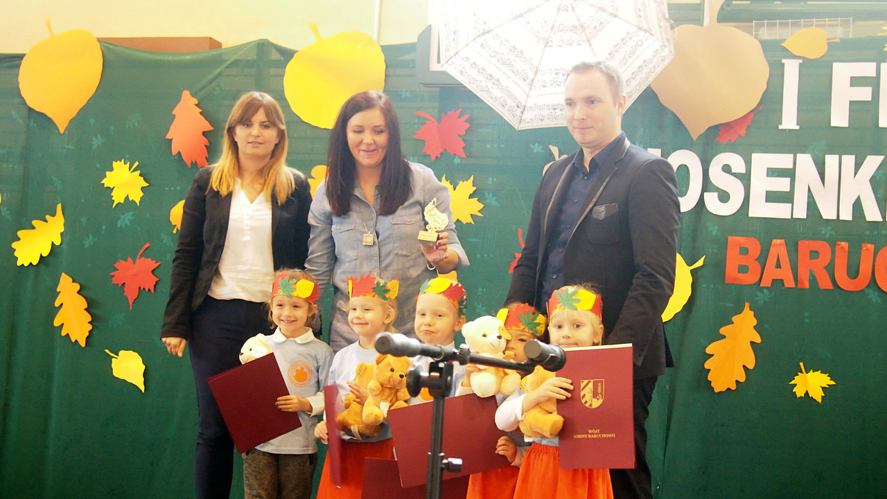 Maluchy z Akademii Przedszkolaka zdobyły puchar w konkursie wokalnym [ZDJĘCIA]