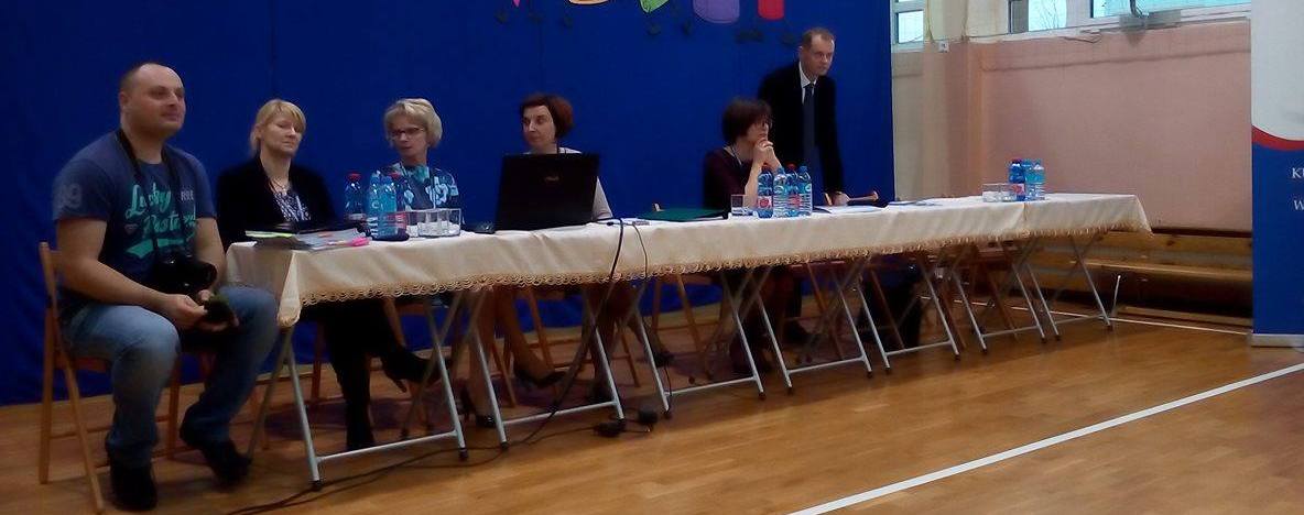 Spotkanie w sprawie reformy oświaty. Rodzice wychodzili z sali oburzeni [ZDJĘCIA]