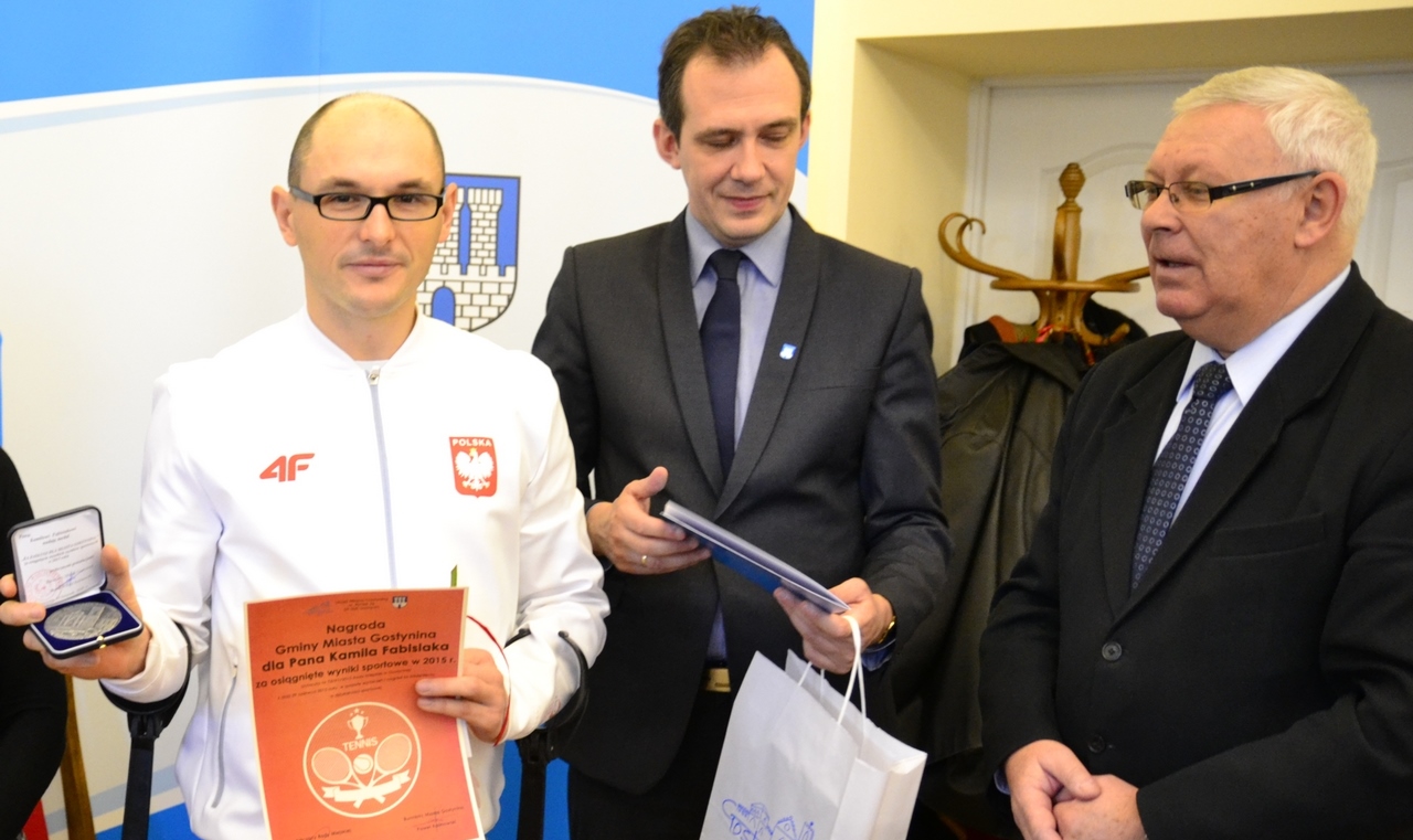 Paraolimpijczyk z RIO odebrał stypendium [ZDJĘCIA]