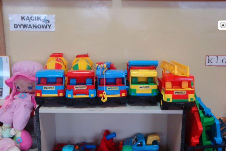 Nowe pomoce w oddziałach przedszkolnych Szkoły Podstawowej nr 1