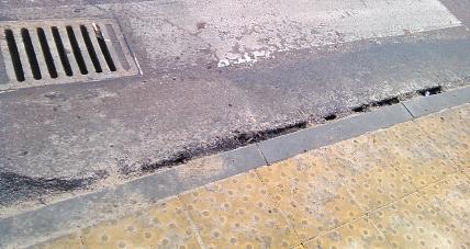 Rynek Jednak Z ?barierami”. Fu...