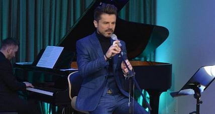 łukasz Zagrobelny Przyciągnął Tłu...