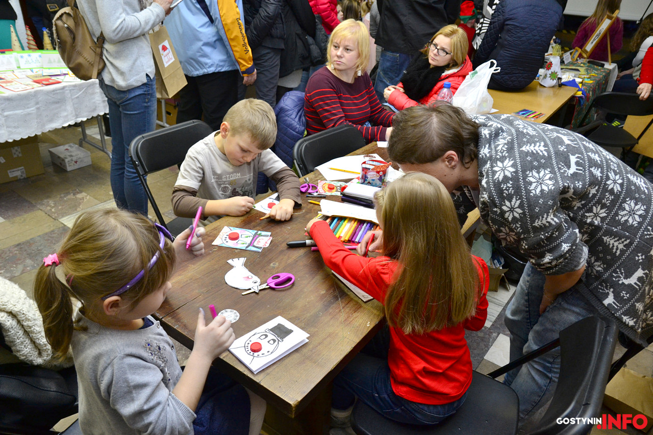 Kiermasz świąteczny w MCK [ZDJĘCIA]