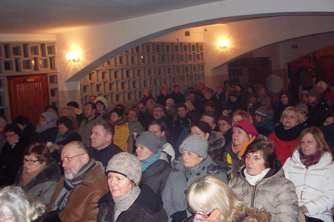 Pełna sala na wykładzie prof. Chazana o klauzuli sumienia