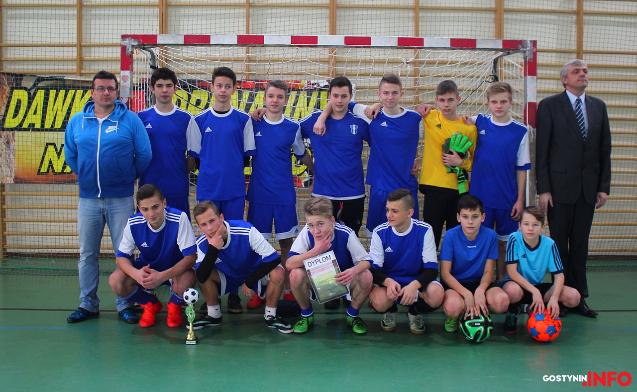 Gimnazjum nr 1 wygrywa w zawodach piłkarskich [ZDJĘCIA]