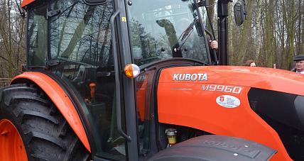 Traktor Pomoże Utrzymywać D...