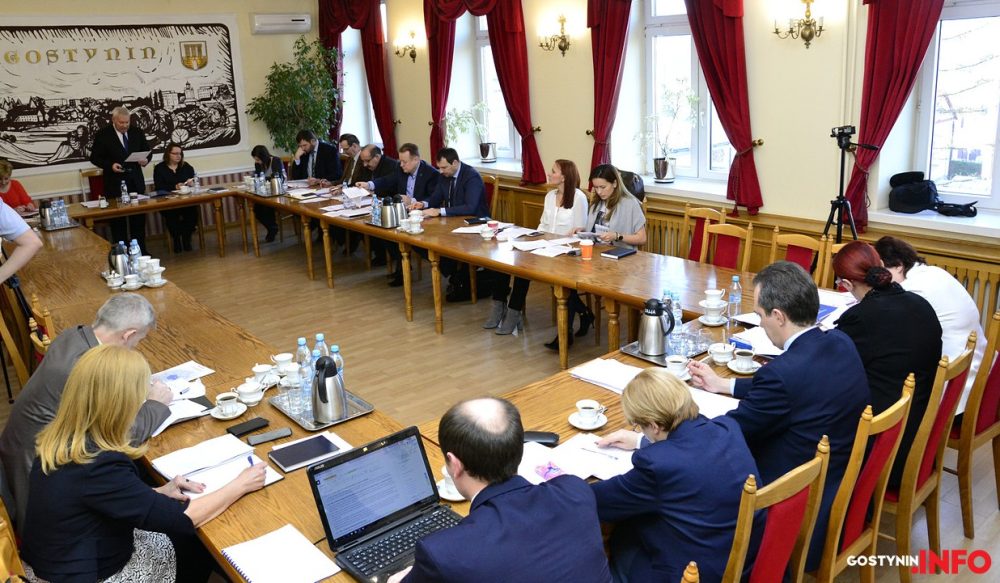 Radni Zmniejszyli Poziom Zaplanowanych...