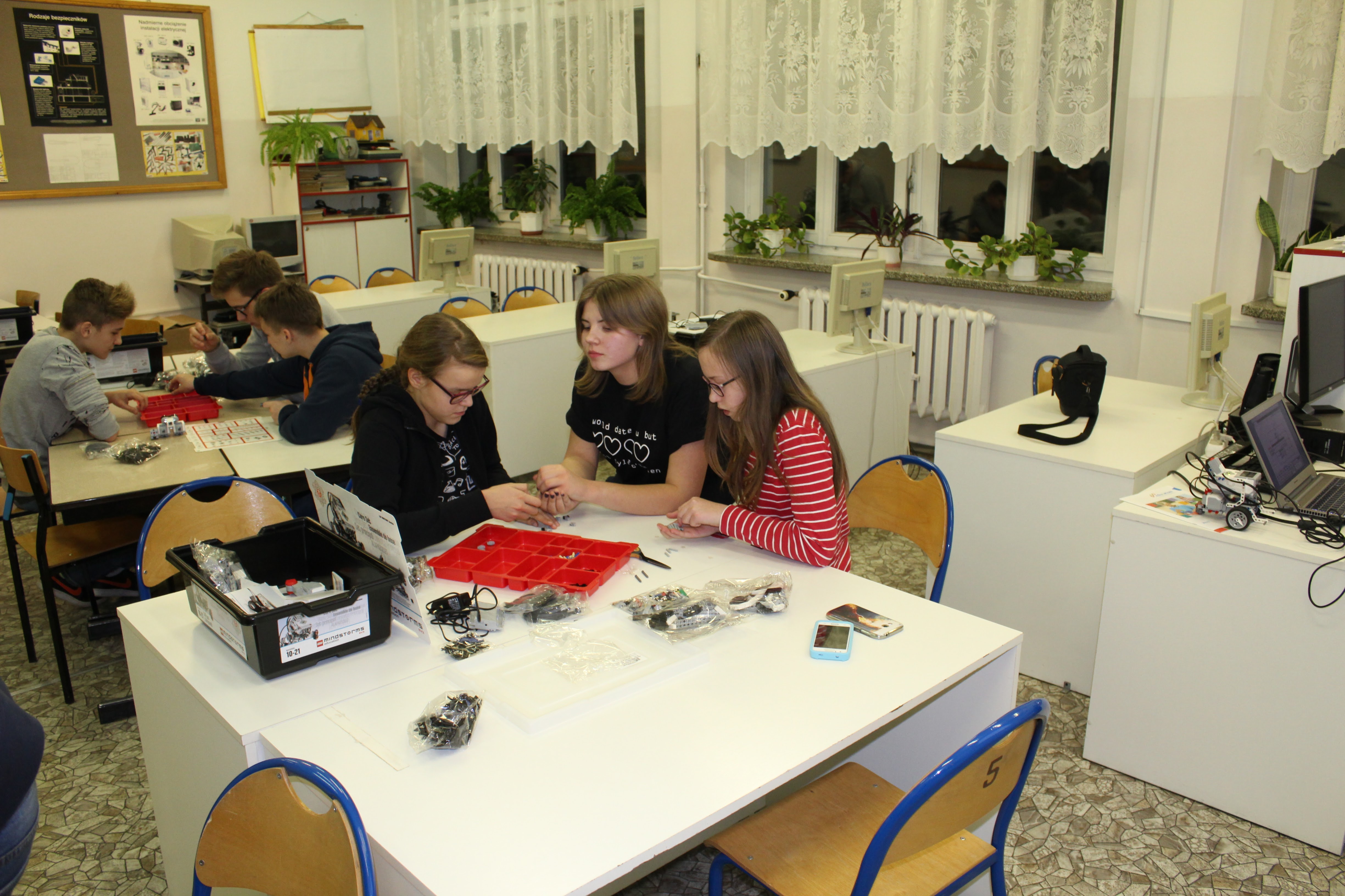 Noc Robotów w Gimnazjum nr 1 – relacja uczennicy Marceliny Durmy